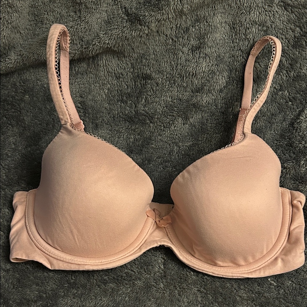 Victoria's Secret Blush Underwire Bra -32D